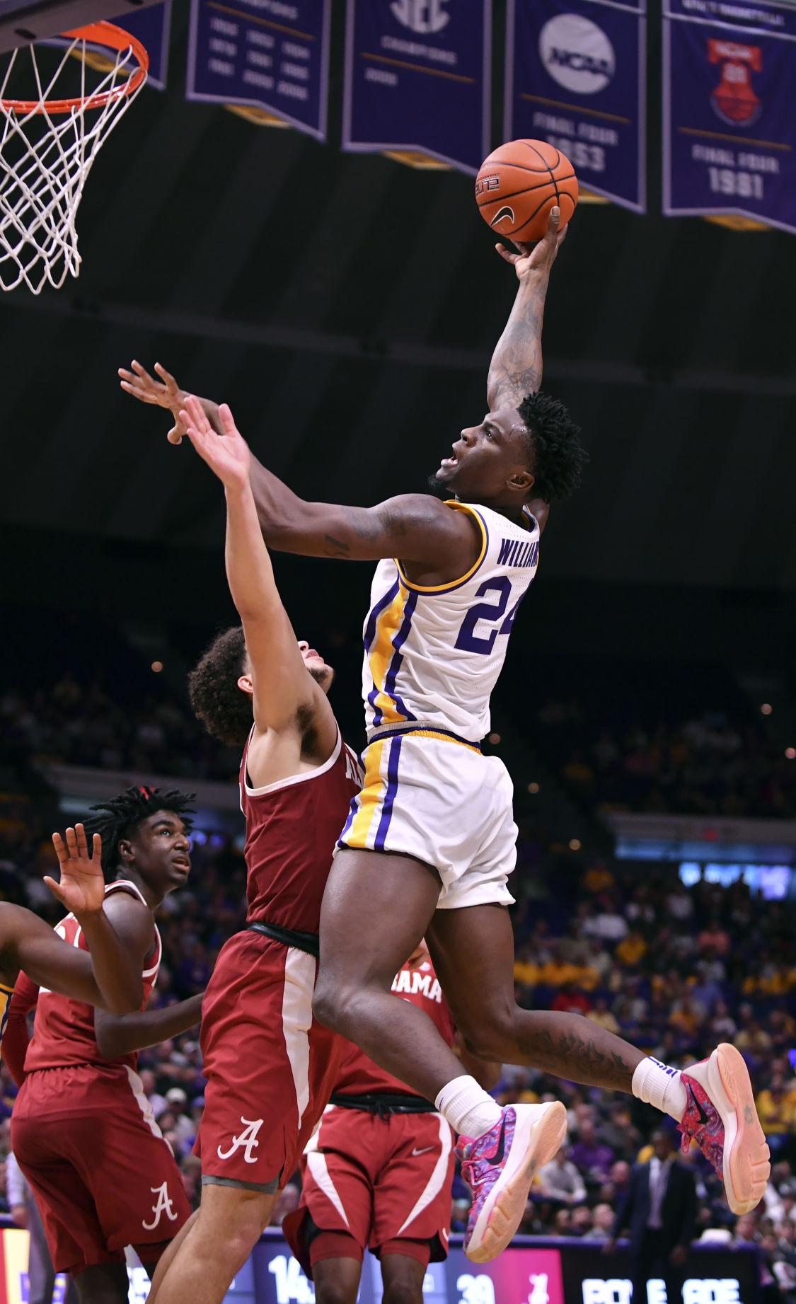 lsualabamabasketball.010919_HS_702